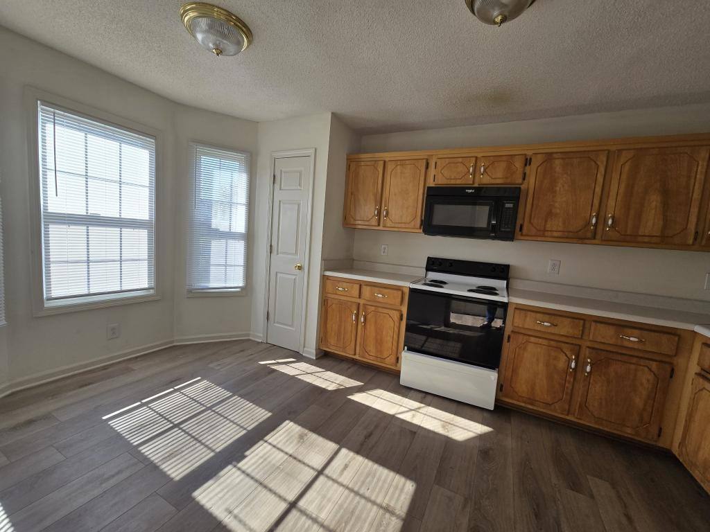 Townhouse for rent at 241 Tree Line Dr, Oak Grove, KY 42262