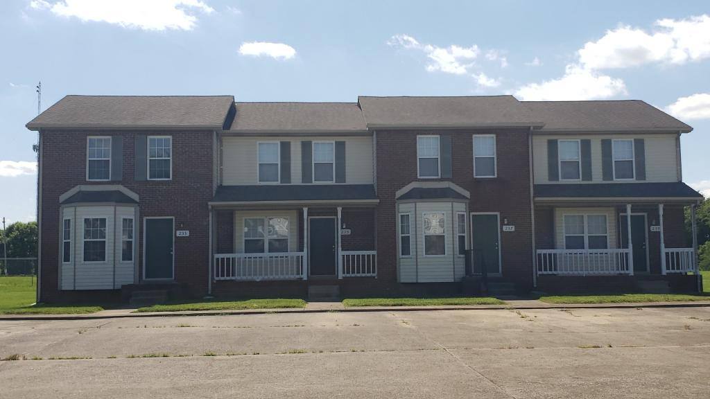 Townhouse for rent at 233 Tree Line Dr #235-A, Oak Grove, KY 42262
