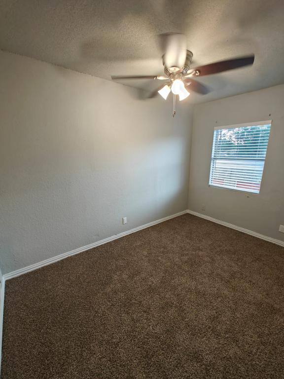 Apartment for rent at 811 N Spears St #102, Alvarado, TX 76009