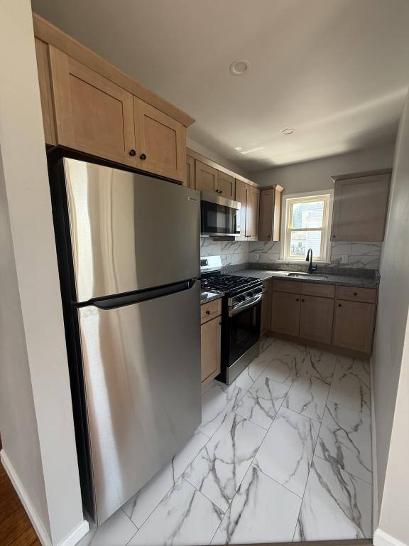 Apartment for rent at 21 Jones St, Fall River, MA 02720