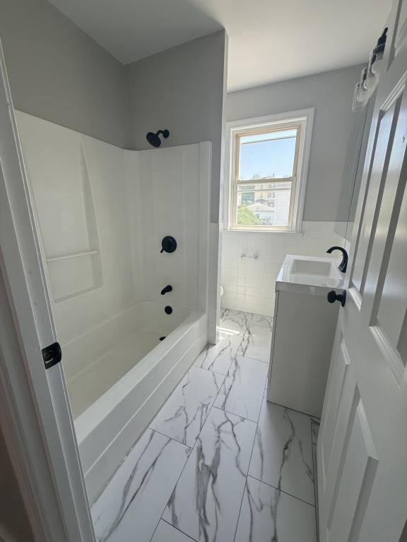Apartment for rent at 21 Jones St, Fall River, MA 02720
