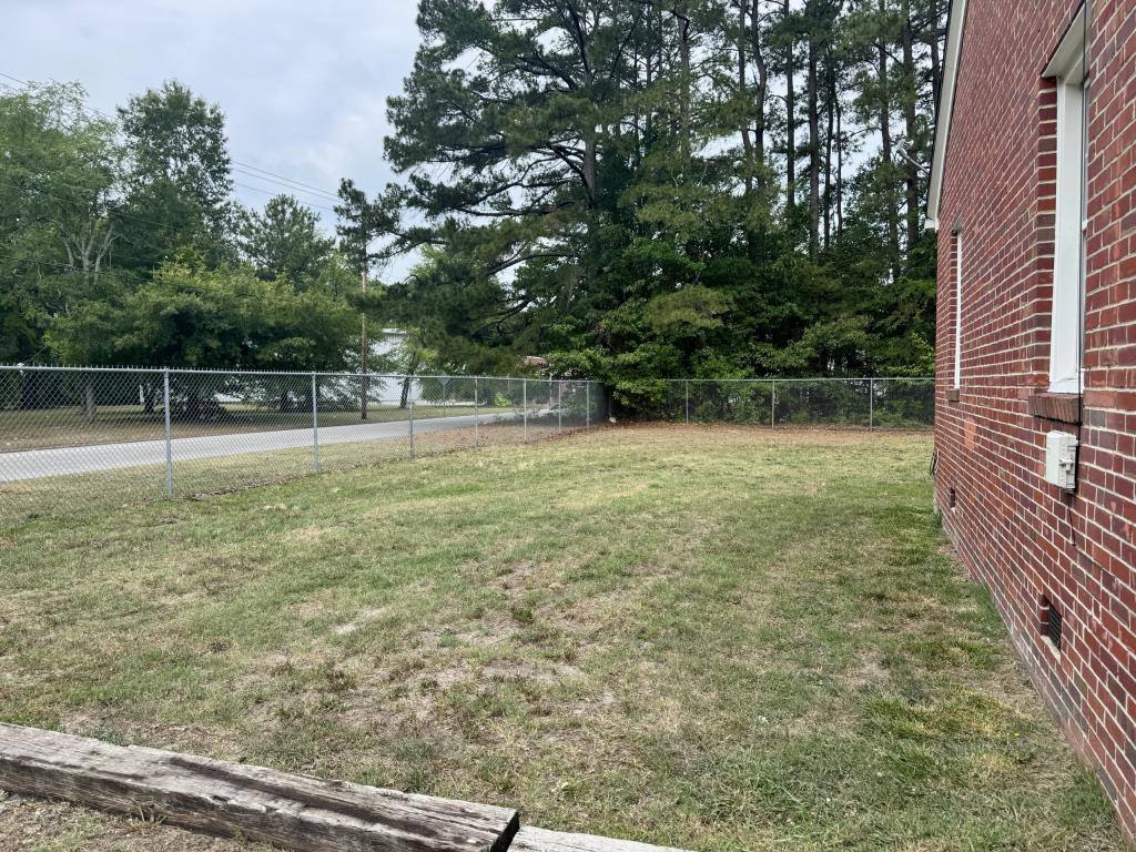 Townhouse for rent at 1129 Pitt St, Rocky Mount, NC 27801