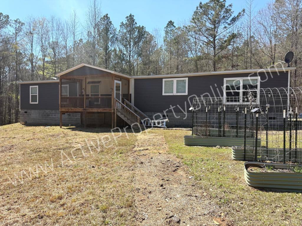 House for rent at 202 Reed Clark Rd, Dry Branch, GA 31020