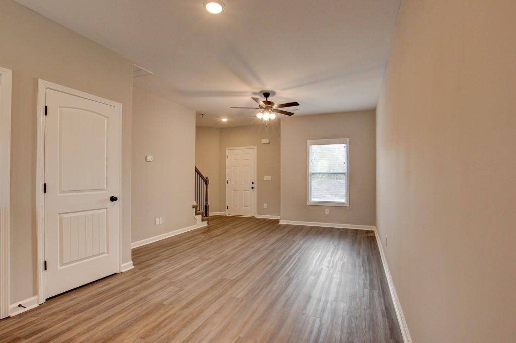 Townhouse for rent at 1115 Hillwood Dr, Clarksville, TN 37040