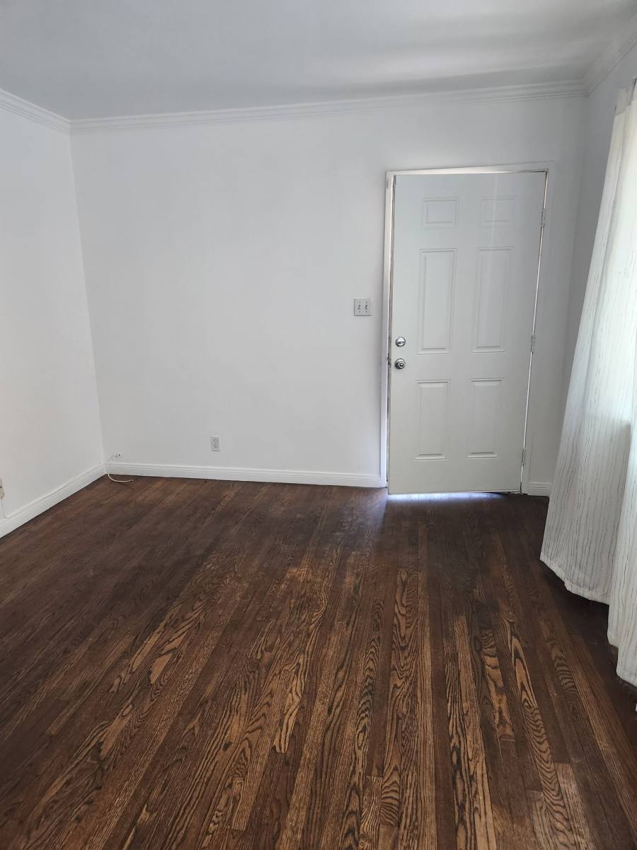 Apartment for rent at 767 W 90th St, Los Angeles, CA 90044