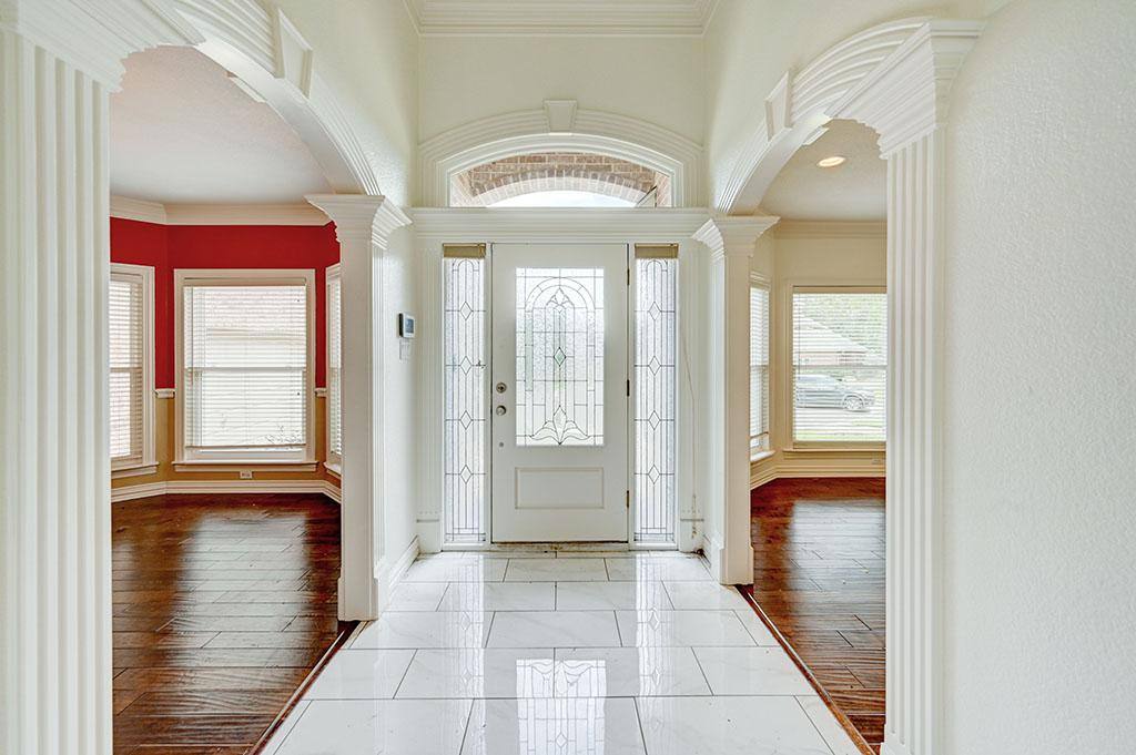 House for rent at 2804 Vermont Court, Arlington, TX 76001
