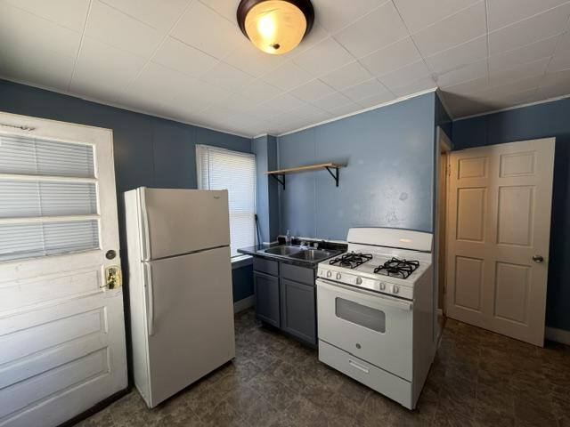 Apartment for rent at 419 W Washington St, Ottawa, IL 61350