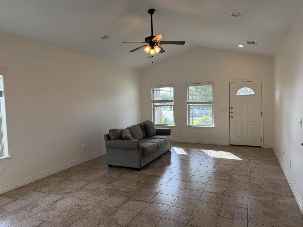 House for rent at 1108 Indian Mallow Dr, Temple, TX 76502