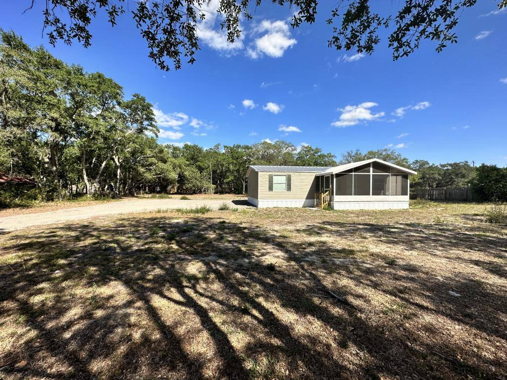 House for rent at 24636 County Rd #561, Astatula, FL 34705