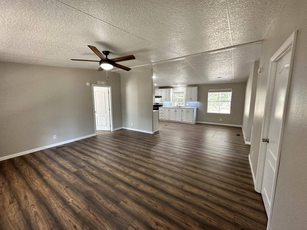 House for rent at 24636 County Rd #561, Astatula, FL 34705