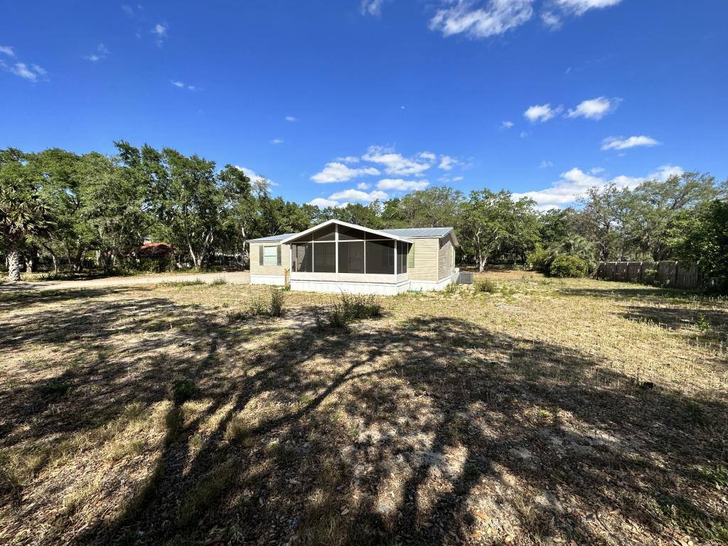 House for rent at 24636 County Rd #561, Astatula, FL 34705