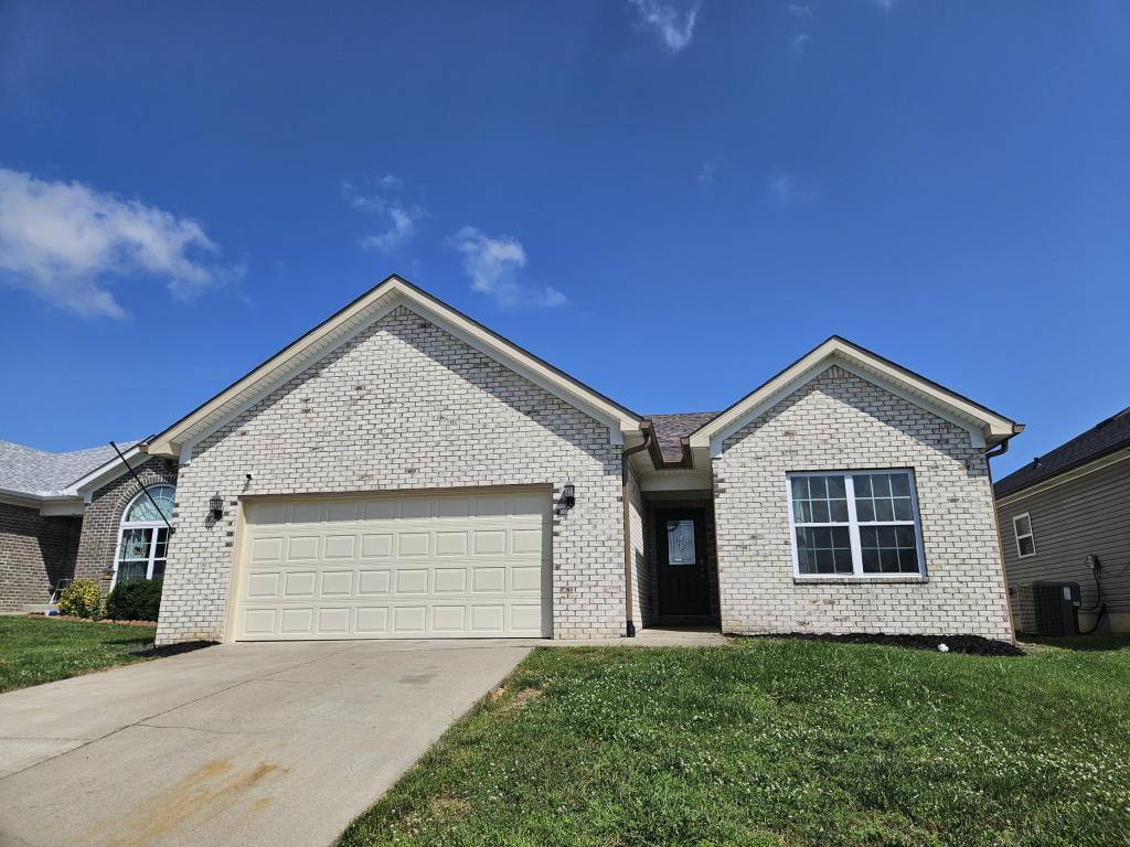 House for rent at 7608 Julia Dr, Sellersburg, IN 47172