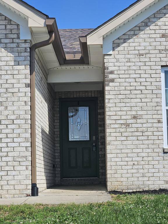 House for rent at 7608 Julia Dr, Sellersburg, IN 47172