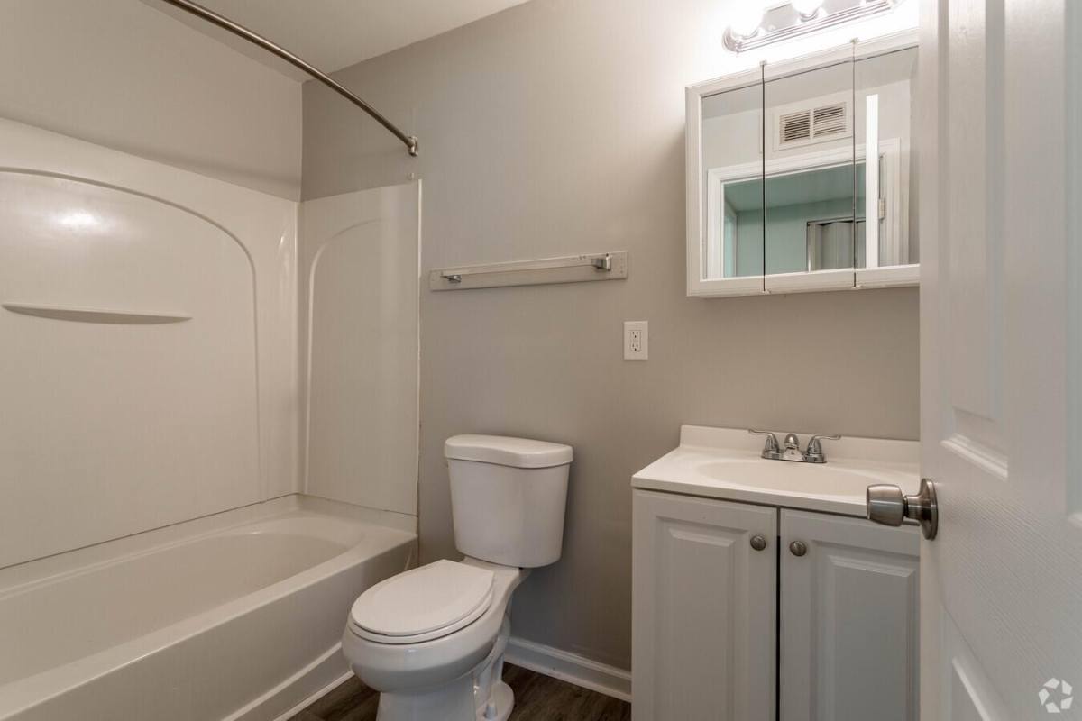 Apartment for rent at 1505 Manchester Ave, Dayton, OH 45402