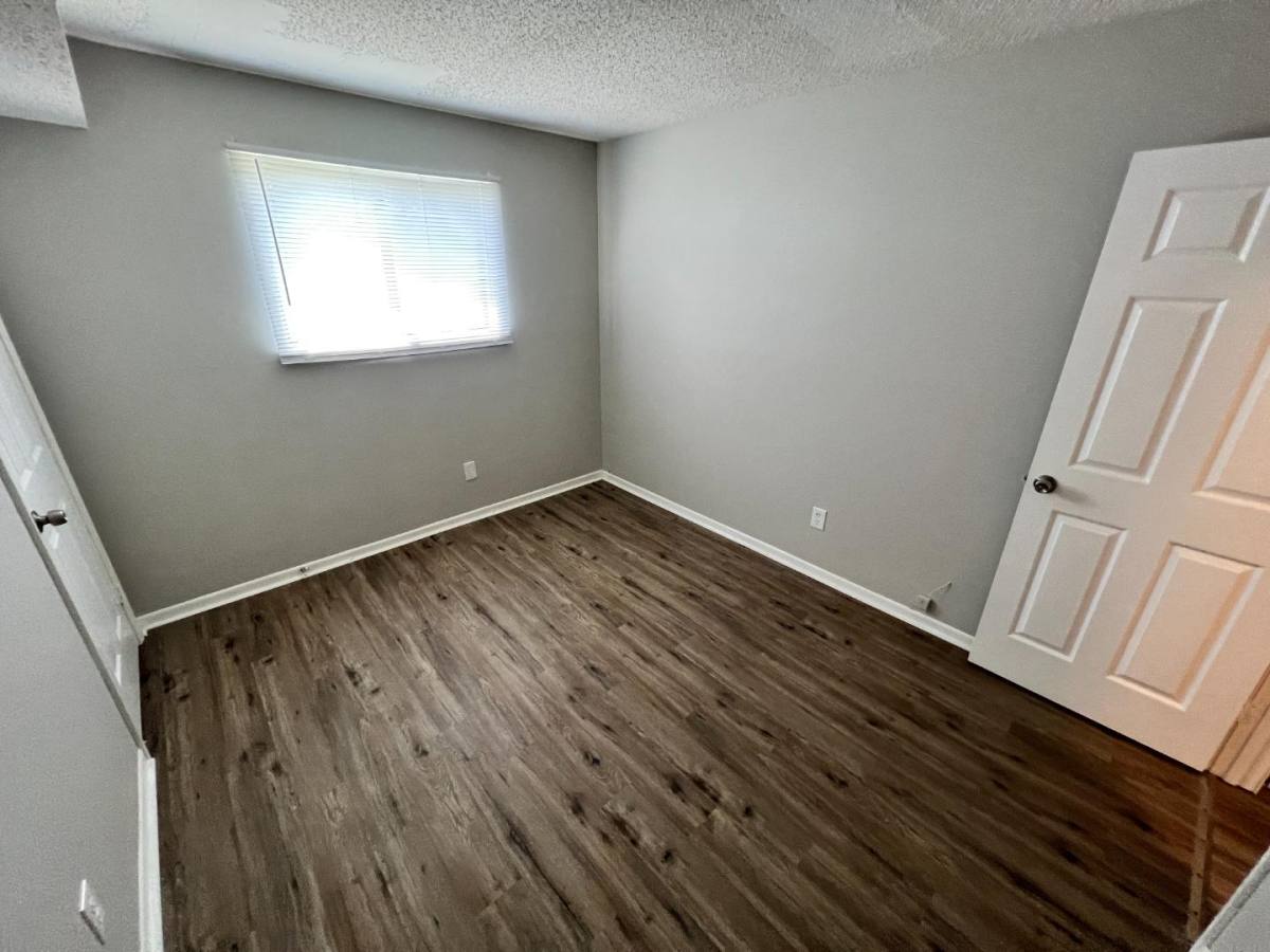 Apartment for rent at 884 Gordon Smith Blvd, Hamilton, OH 45013