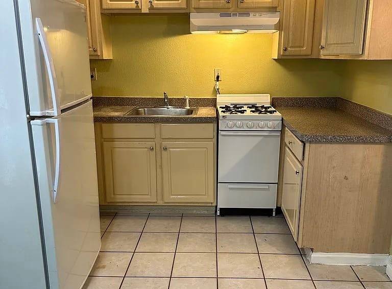 House for rent at 529 Flood Ave, San Francisco, CA 94112