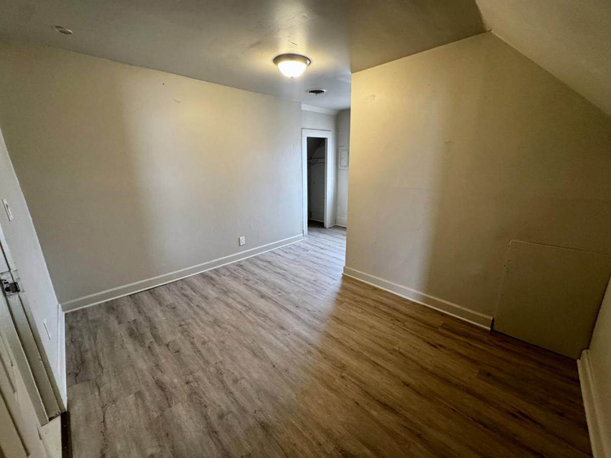 Apartment for rent at 1001 Edgar St #B, Evansville, IN 47710