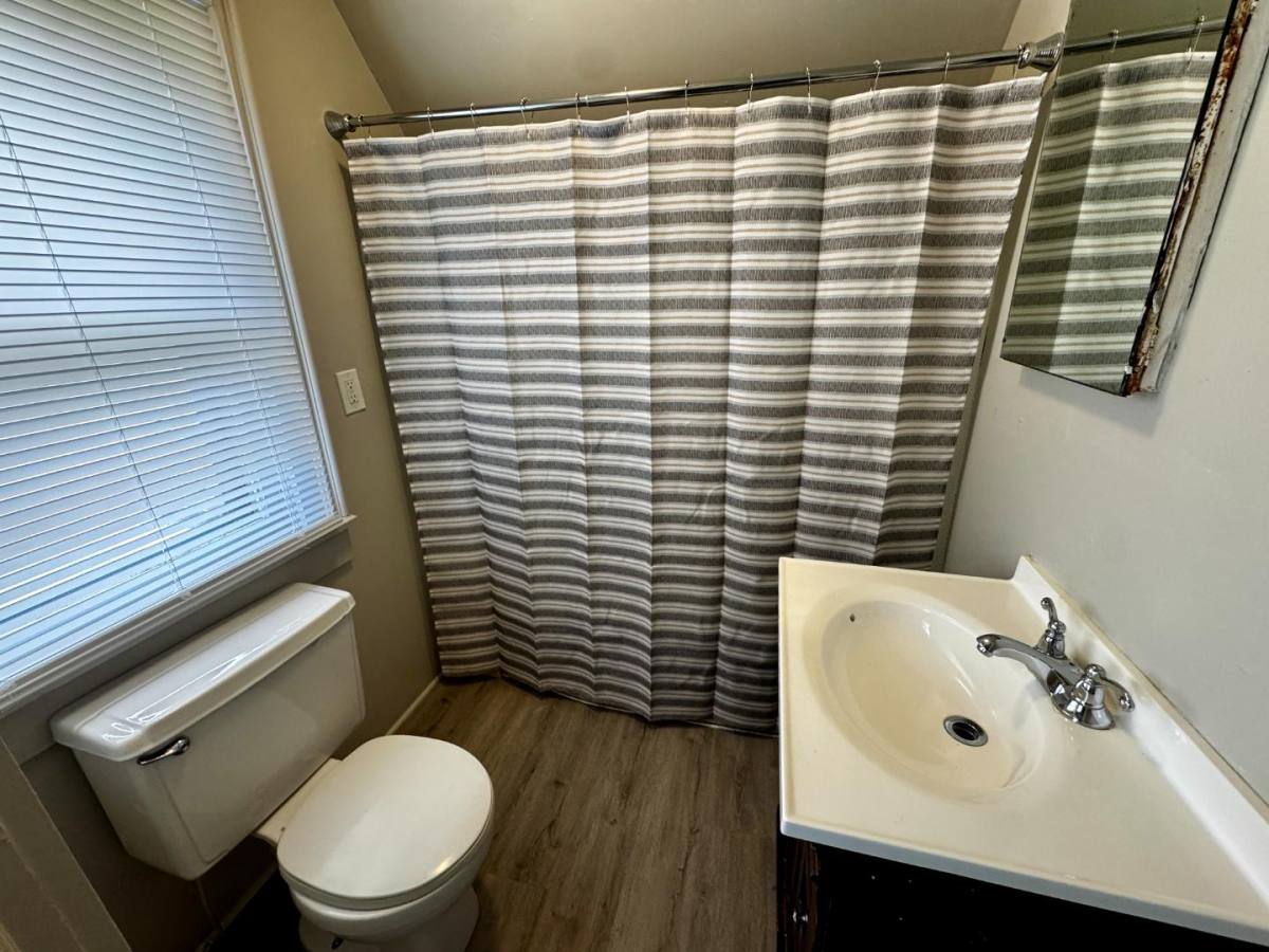 Apartment for rent at 1001 Edgar St #B, Evansville, IN 47710