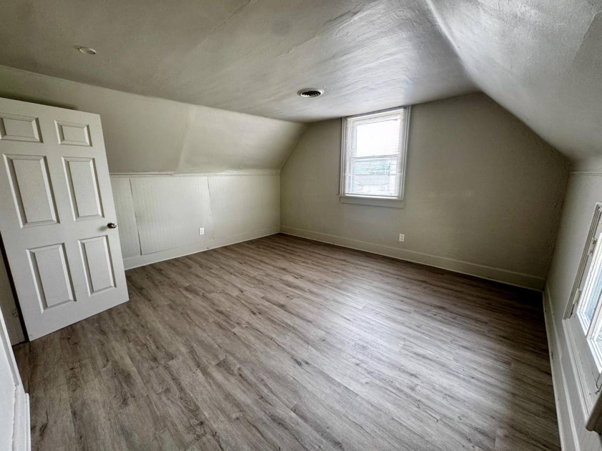 Apartment for rent at 1001 Edgar St #B, Evansville, IN 47710