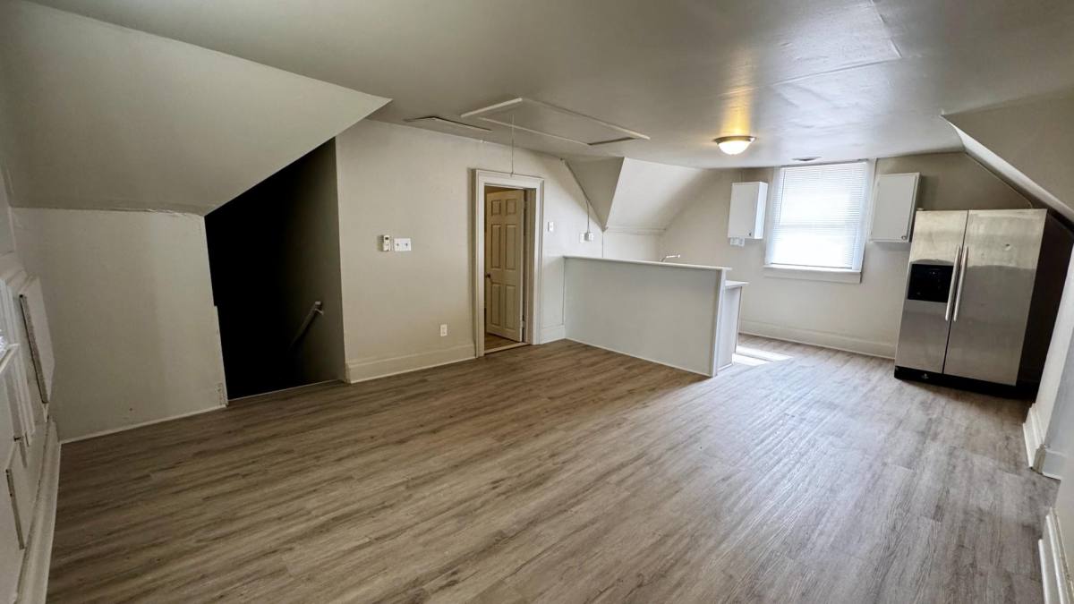 Apartment for rent at 1001 Edgar St #B, Evansville, IN 47710
