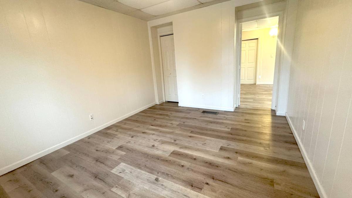 Apartment for rent at 410 N Third Ave #A, Evansville, IN 47710