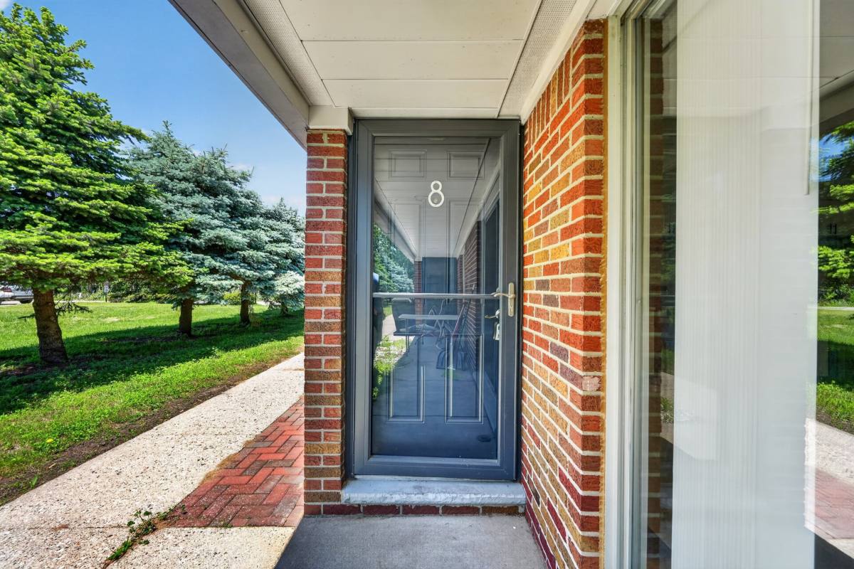 Apartment for rent at 48770 Shelby Rd #8, Utica, MI 48317