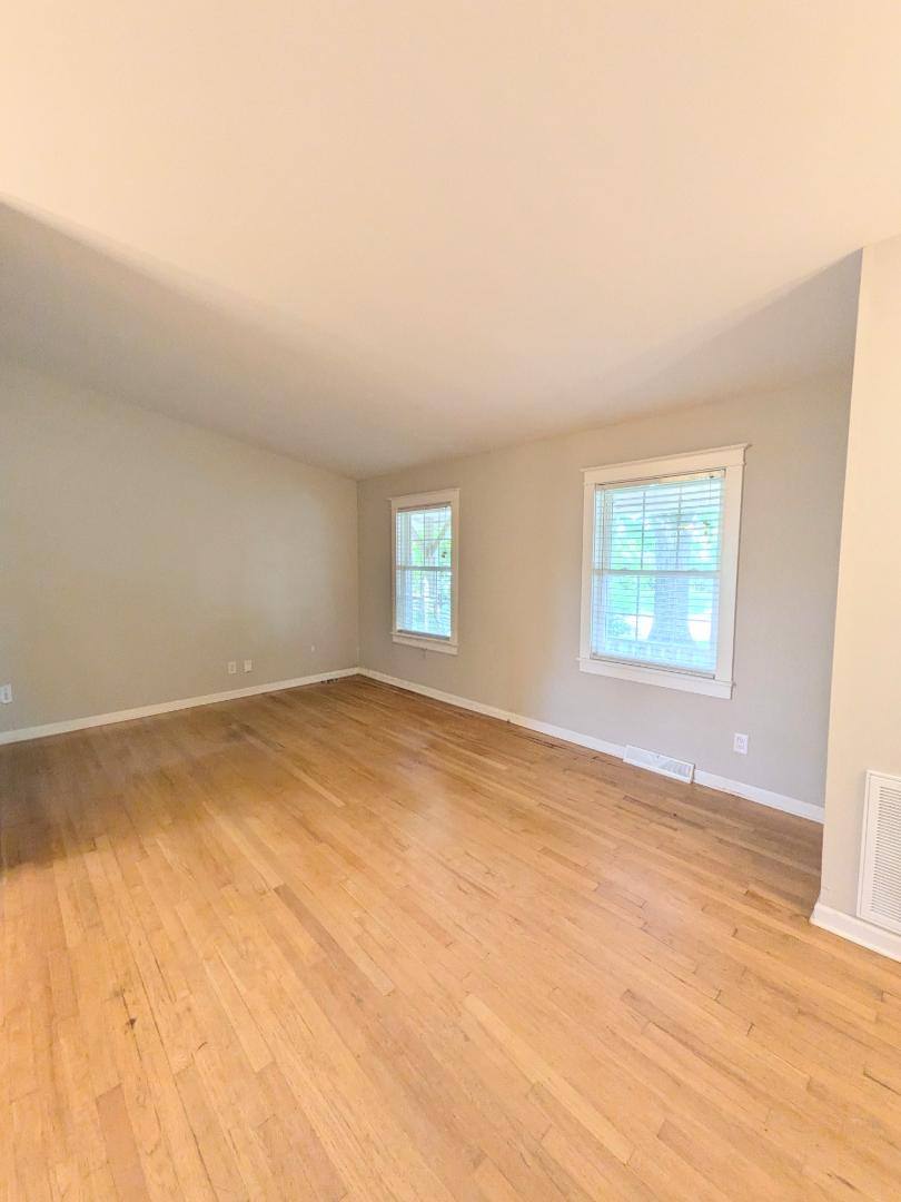 House for rent at 310 Cumberland Dr SE, Huntsville, AL 35803