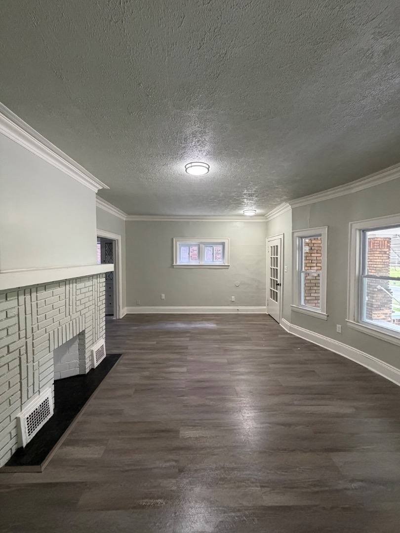 Apartment for rent at 929 Thornhill Dr #DOWN, Cleveland, OH 44108