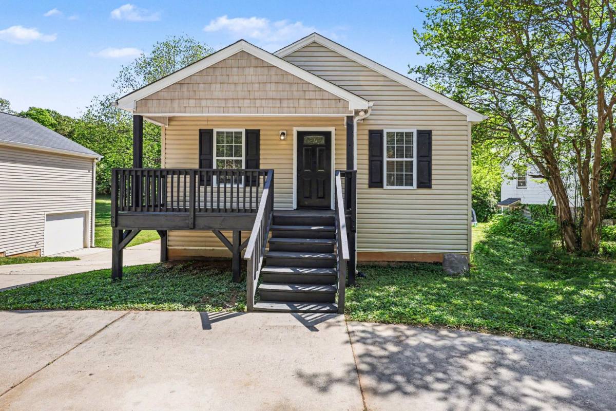 House for rent at 211 Turner St, Winston Salem, NC 27104