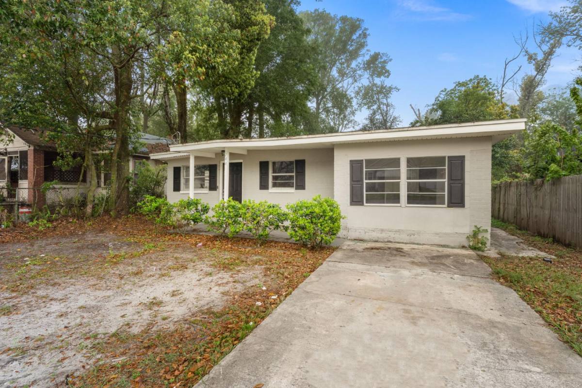 House for rent at 744 Mackinaw St, Jacksonville, FL 32254