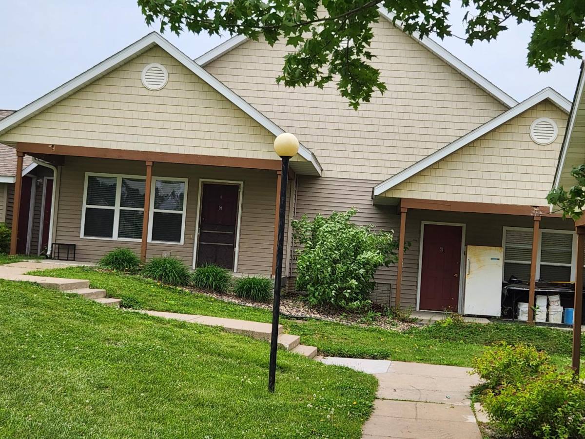 Townhouse for rent at 559-599 N Maple St #583-D 40H, Ellsworth, WI 54011