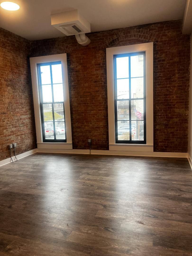 Apartment for rent at 400 River St #2B, Troy, NY 12180