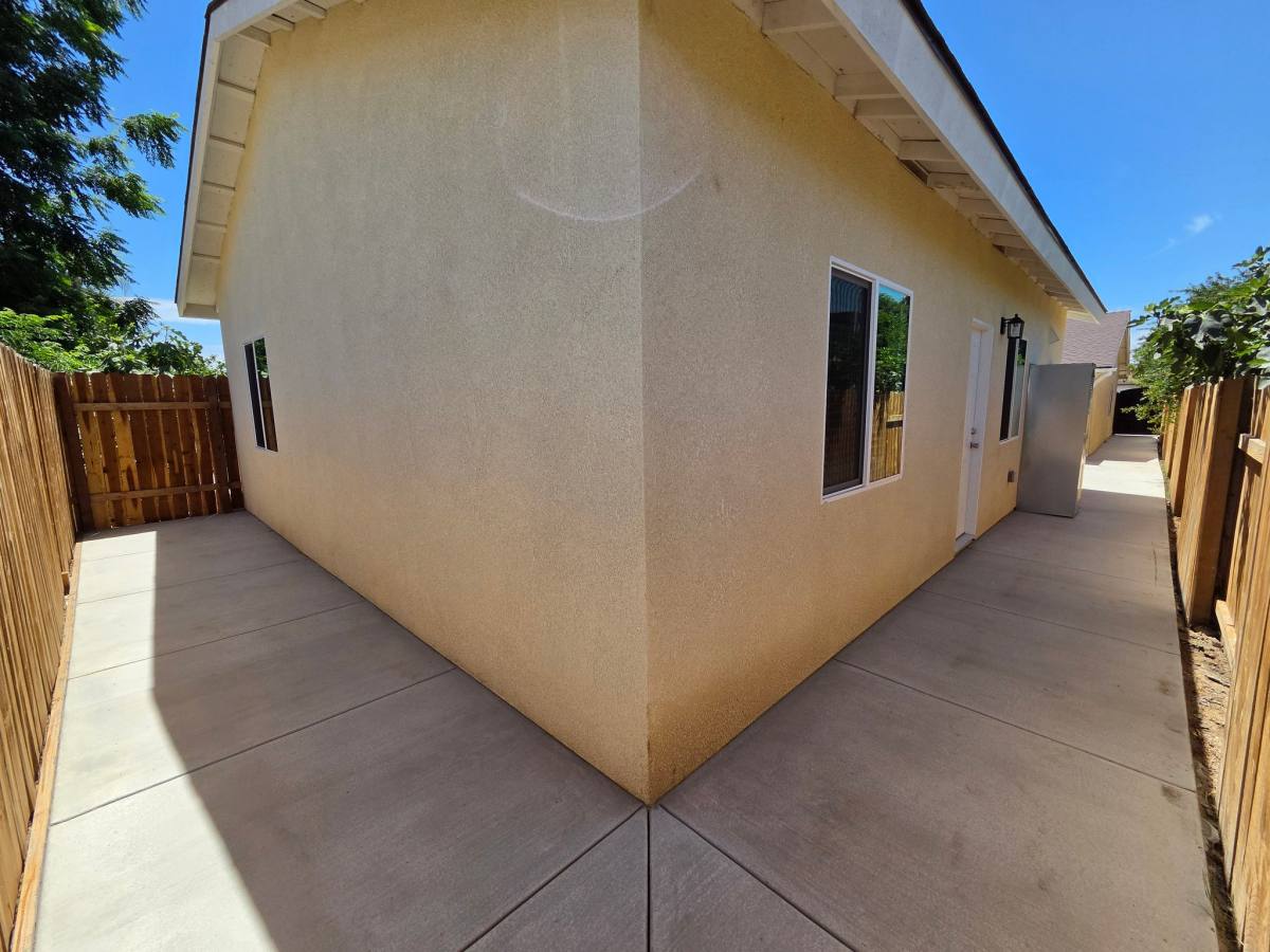 House for rent at 1808 Saint Clair Court #B, Bakersfield, CA 93304
