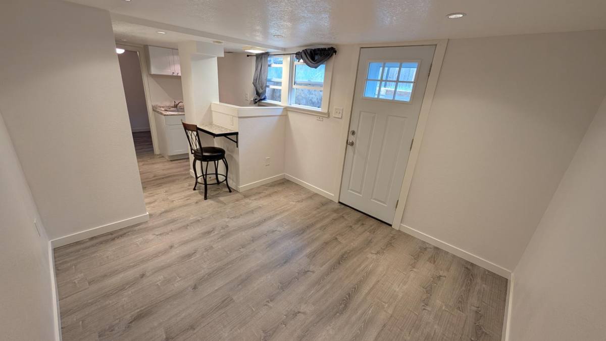 Apartment for rent at 118 E 5th Ave, Cheyenne, WY 82001