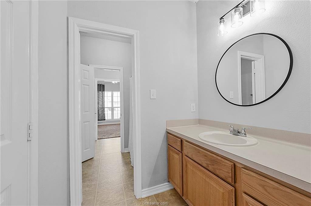 Condo for rent at 206 Fraternity Row, College Station, TX 77845