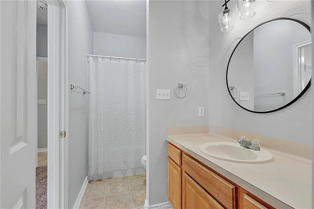 Condo for rent at 206 Fraternity Row, College Station, TX 77845