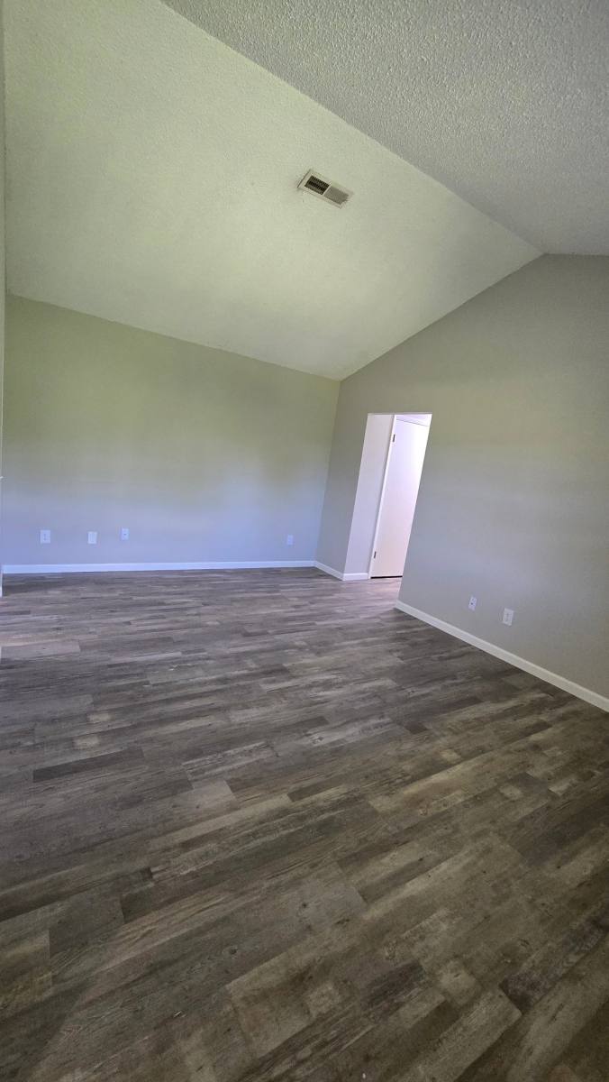 Apartment for rent at 2950 Auburn Rd #C9, Huntington, WV 25704