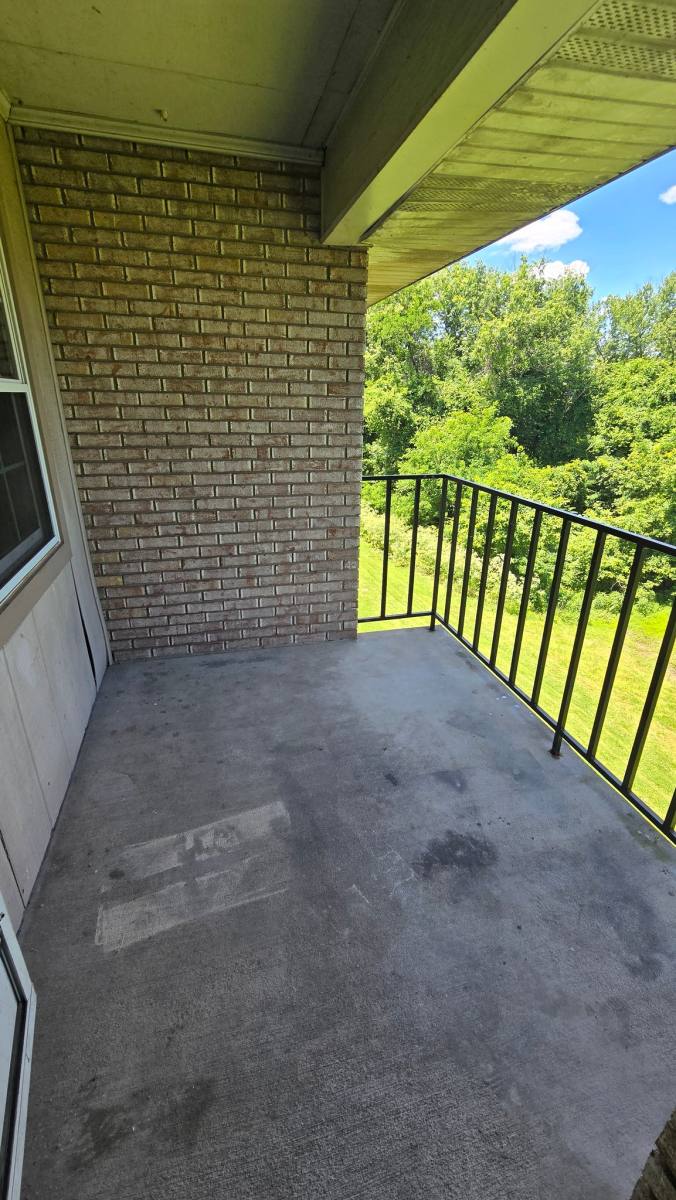 Apartment for rent at 2950 Auburn Rd #C9, Huntington, WV 25704