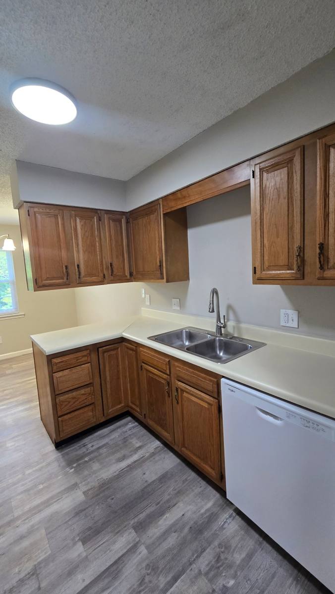 Apartment for rent at 2950 Auburn Rd #C9, Huntington, WV 25704