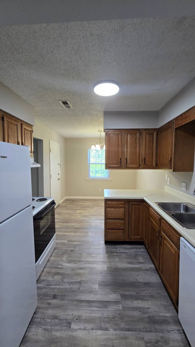 Apartment for rent at 2950 Auburn Rd #C9, Huntington, WV 25704