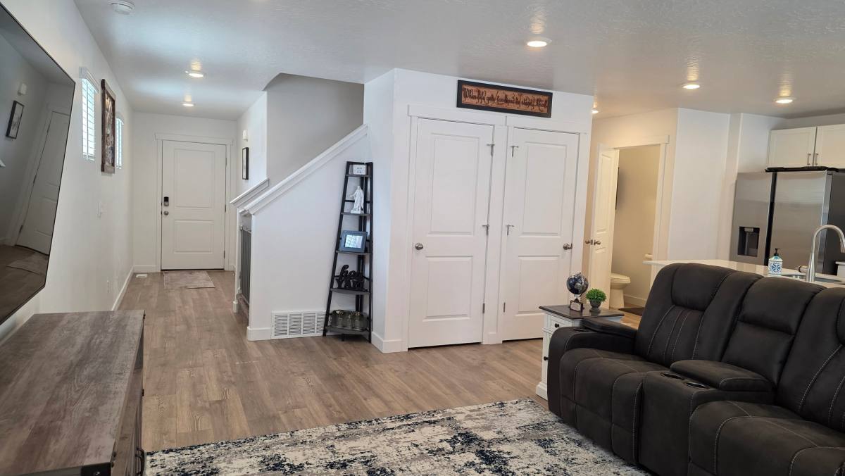 Townhouse for rent at 1211 W Divide Dr, Santaquin, UT 84655