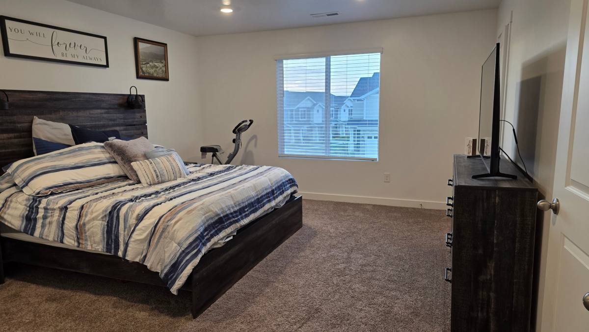 Townhouse for rent at 1211 W Divide Dr, Santaquin, UT 84655