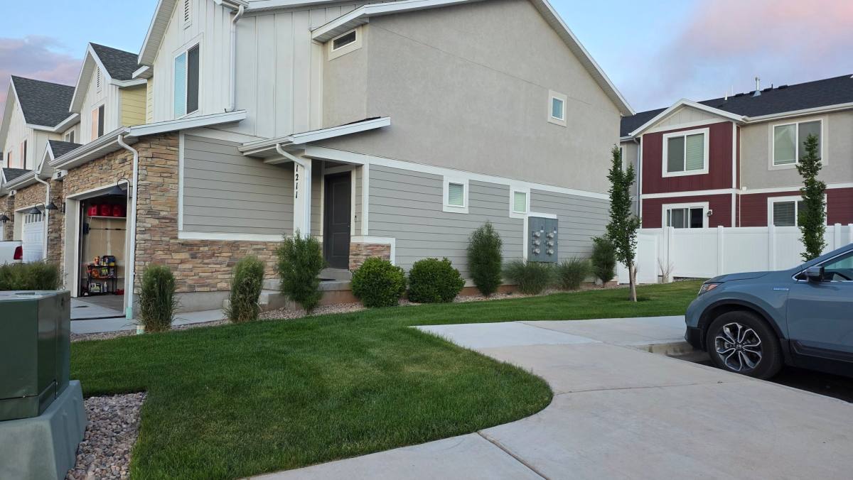 Townhouse for rent at 1211 W Divide Dr, Santaquin, UT 84655