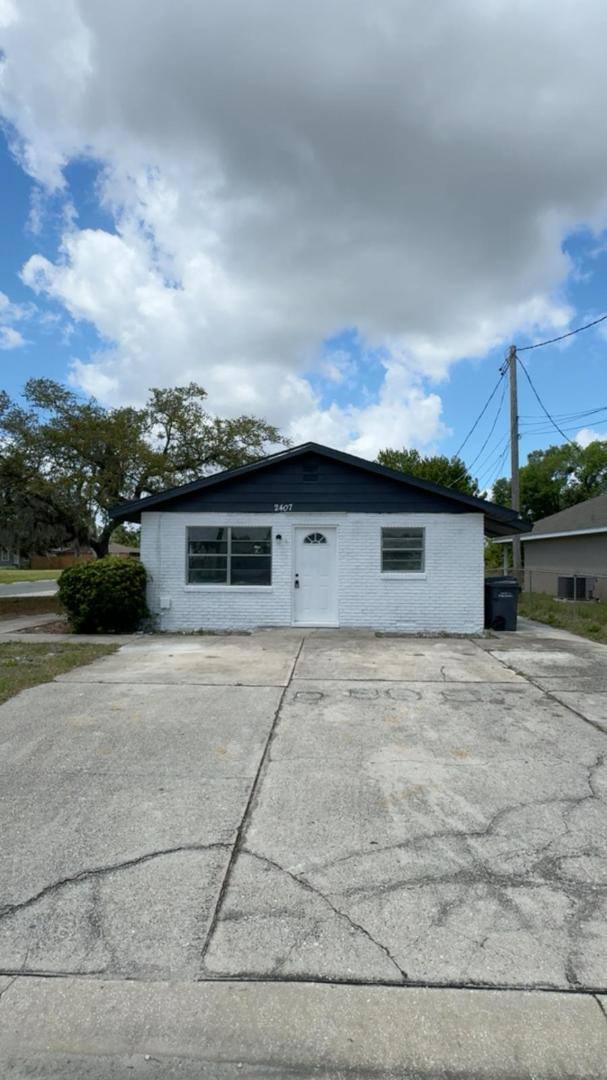 Apartment for rent at 2407 6th St NE #2, Winter Haven, FL 33881