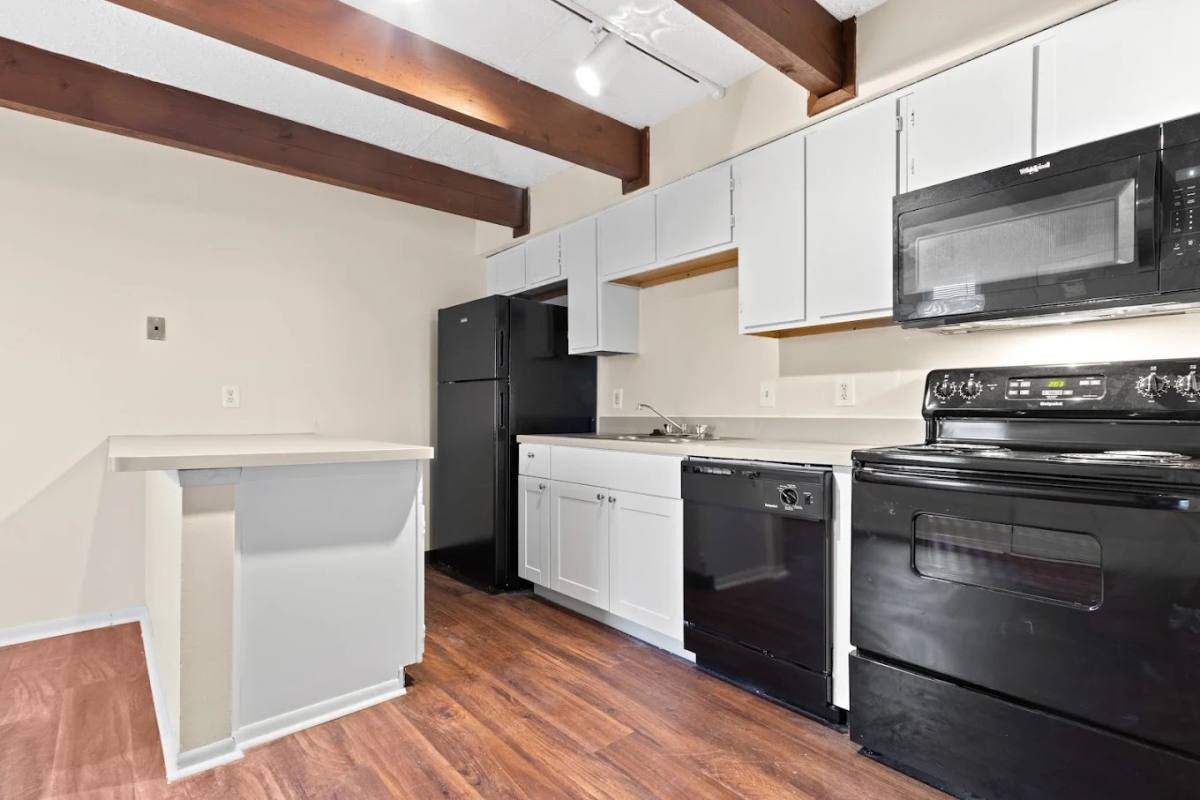 Townhouse for rent at 1000 Brooks End Court #2, Columbus, OH 43204