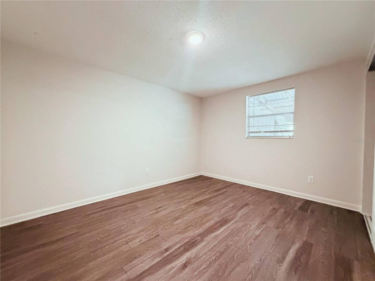 Apartment for rent at 5305 Oakwood Court, Tampa, FL 33610