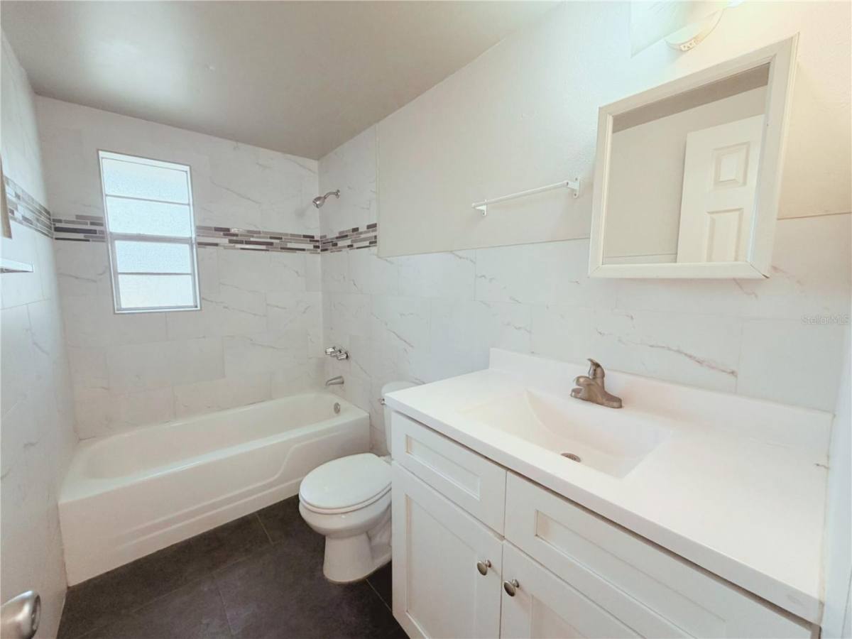 Apartment for rent at 5305 Oakwood Court, Tampa, FL 33610