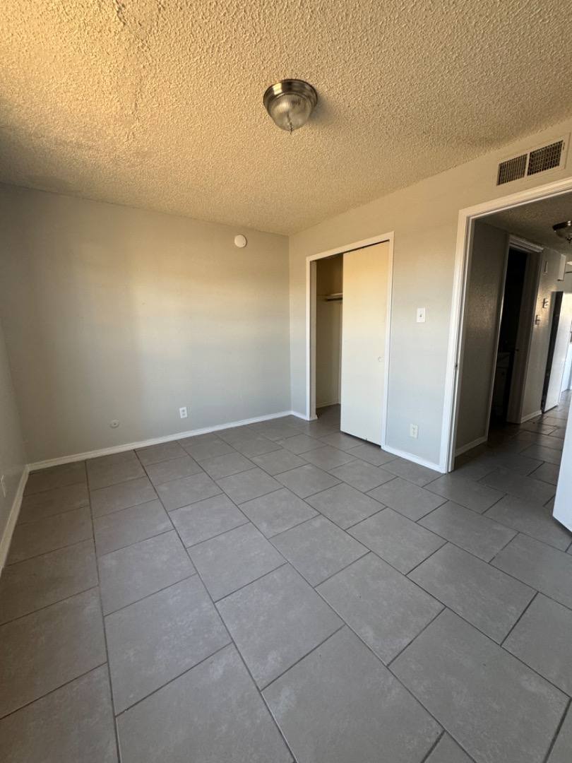 Apartment for rent at 916 San Pedro Dr SE #916-3, Albuquerque, NM 87108