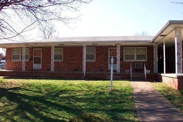 Apartment for rent at 1234 E Elm #12, Springfield, MO 65802