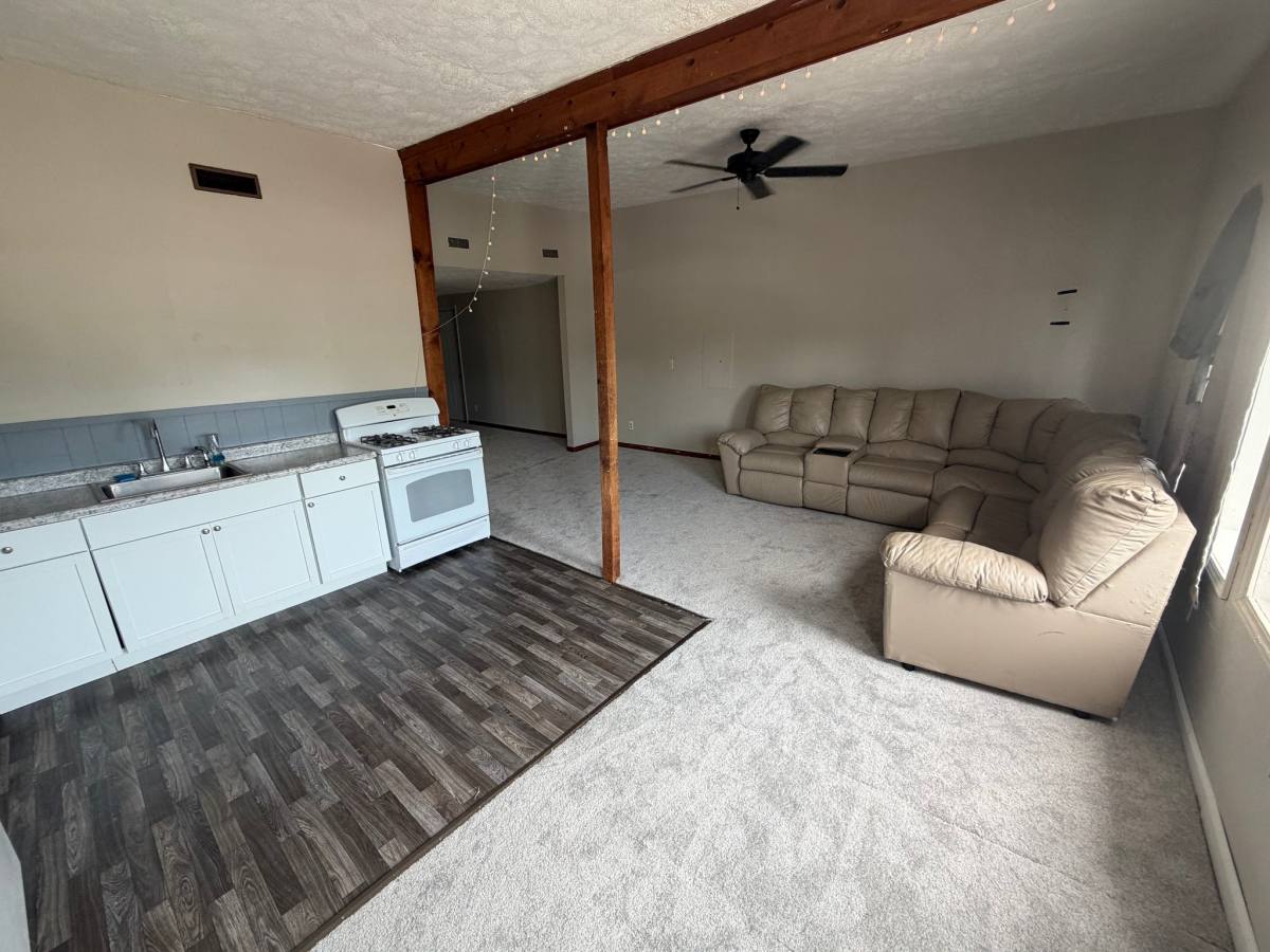 Apartment for rent at 233 E Michigan Ave #2, Paw Paw, MI 49079